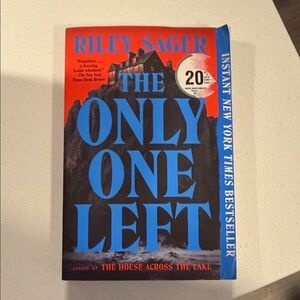 The Only One Left by Riley Sager Hardcover